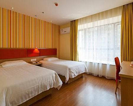 Home Inn Hangzhou Xiasha Wenyuan Road Mass Media College Bagian luar foto