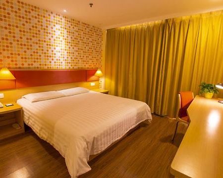Home Inn Hangzhou Xiasha Wenyuan Road Mass Media College Bagian luar foto
